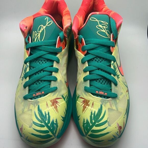 Nike LeBron 9 Low special edition basketball shoe-NWB-men 10.5 - Picture 2 of 8